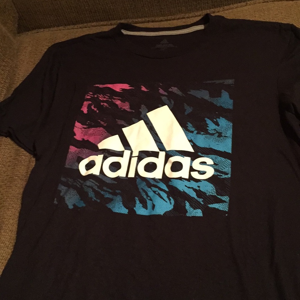Men’s adidas go to t shirt
